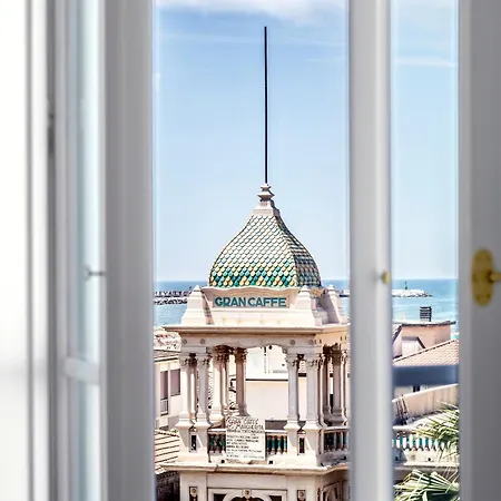 Hotel Plaza E De Russie - Relais&châteaux 5*