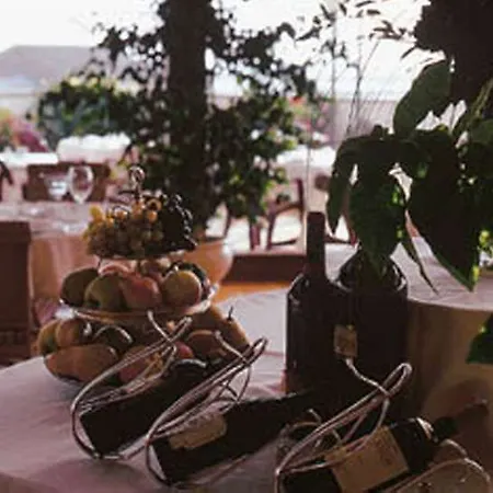 Plaza E De Russie - Relais&châteaux Hotel 5*