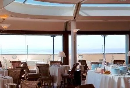 Plaza E De Russie - Relais & Chateaux Готель 5*