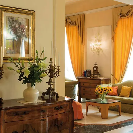 Plaza E De Russie - Relais&châteaux Viareggio