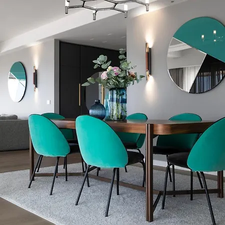 Plaza E De Russie - Relais&châteaux 5*