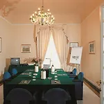 Plaza E De Russie - Relais & Chateaux