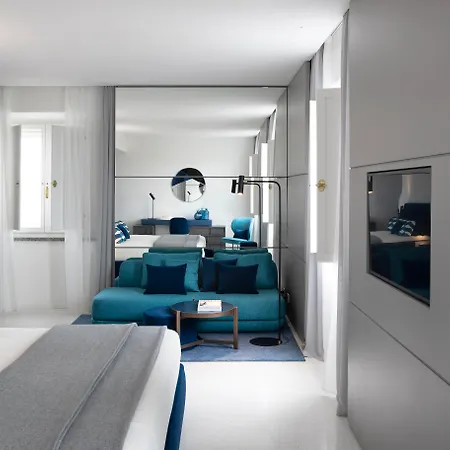 Ξενοδοχείο Plaza E De Russie - Relais & Chateaux