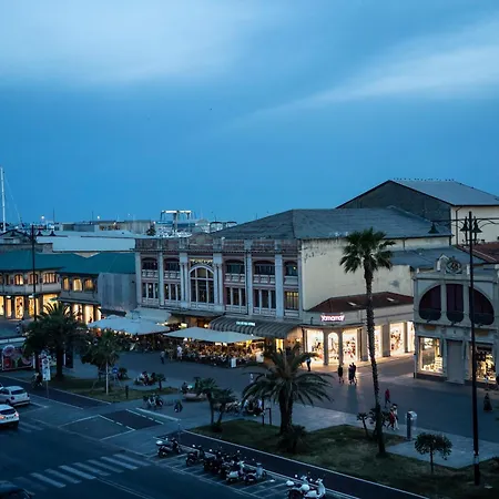 Hotell Plaza E De Russie - Relais & Chateaux Viareggio