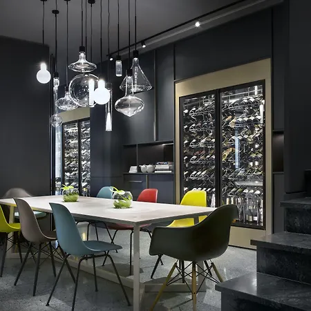 Plaza E De Russie - Relais & Chateaux Otel 5*