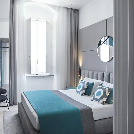 Plaza E De Russie - Relais & Chateaux Отель 5*