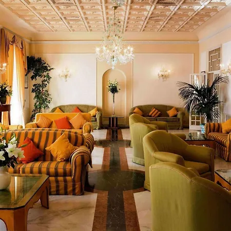 Plaza E De Russie - Relais&châteaux