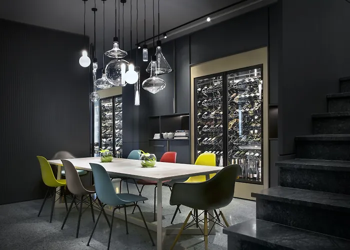 Plaza E De Russie - Relais & Chateaux Hotel 5*