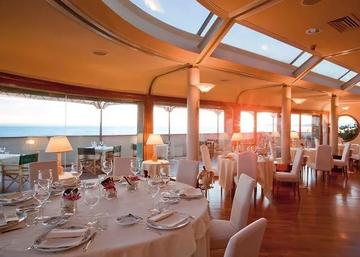 Hotel Plaza E De Russie - Relais & Chateaux Viareggio