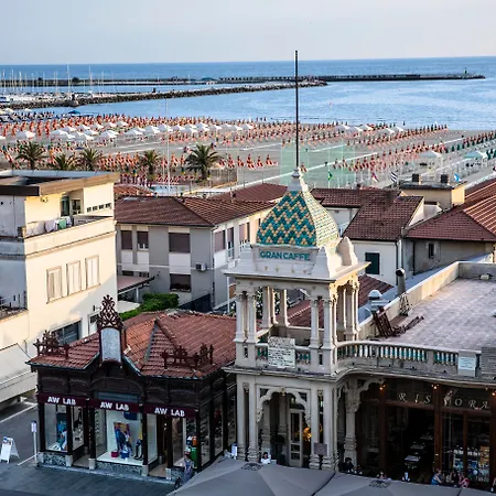 Hotel Plaza E De Russie - Relais&châteaux Viareggio